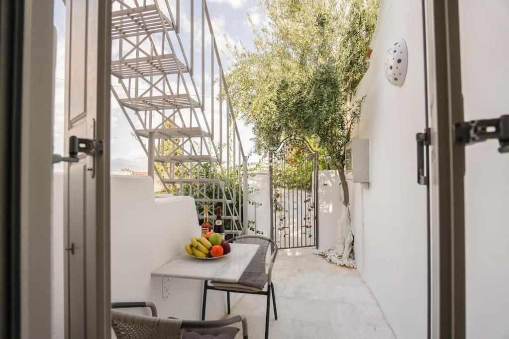 Villa Artemis Cycladic Charmed ! Athens Exterior photo